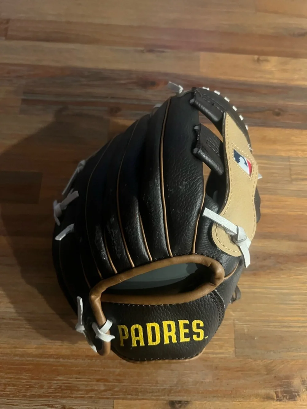 Small Franklin San Diego Padres Black & Brown Baseball Glove (good for ages 3-5)